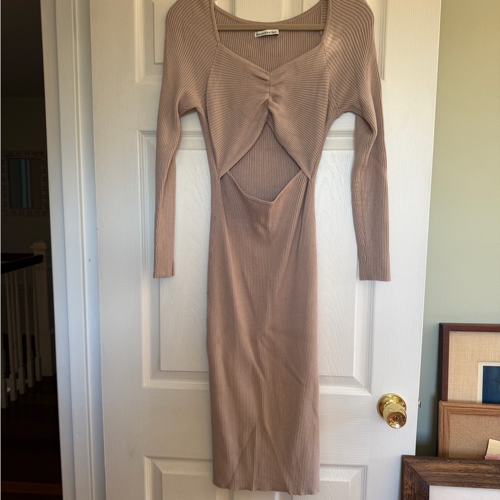 Abercombie cinched front cutout midi sweater dress - tan - Picture 4 of 7